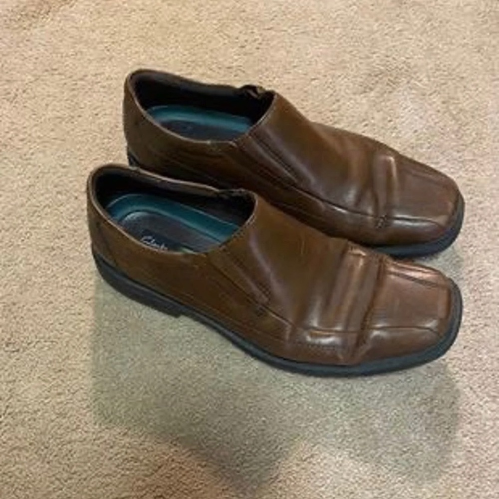 Men’s Clark’s Dress Shoed